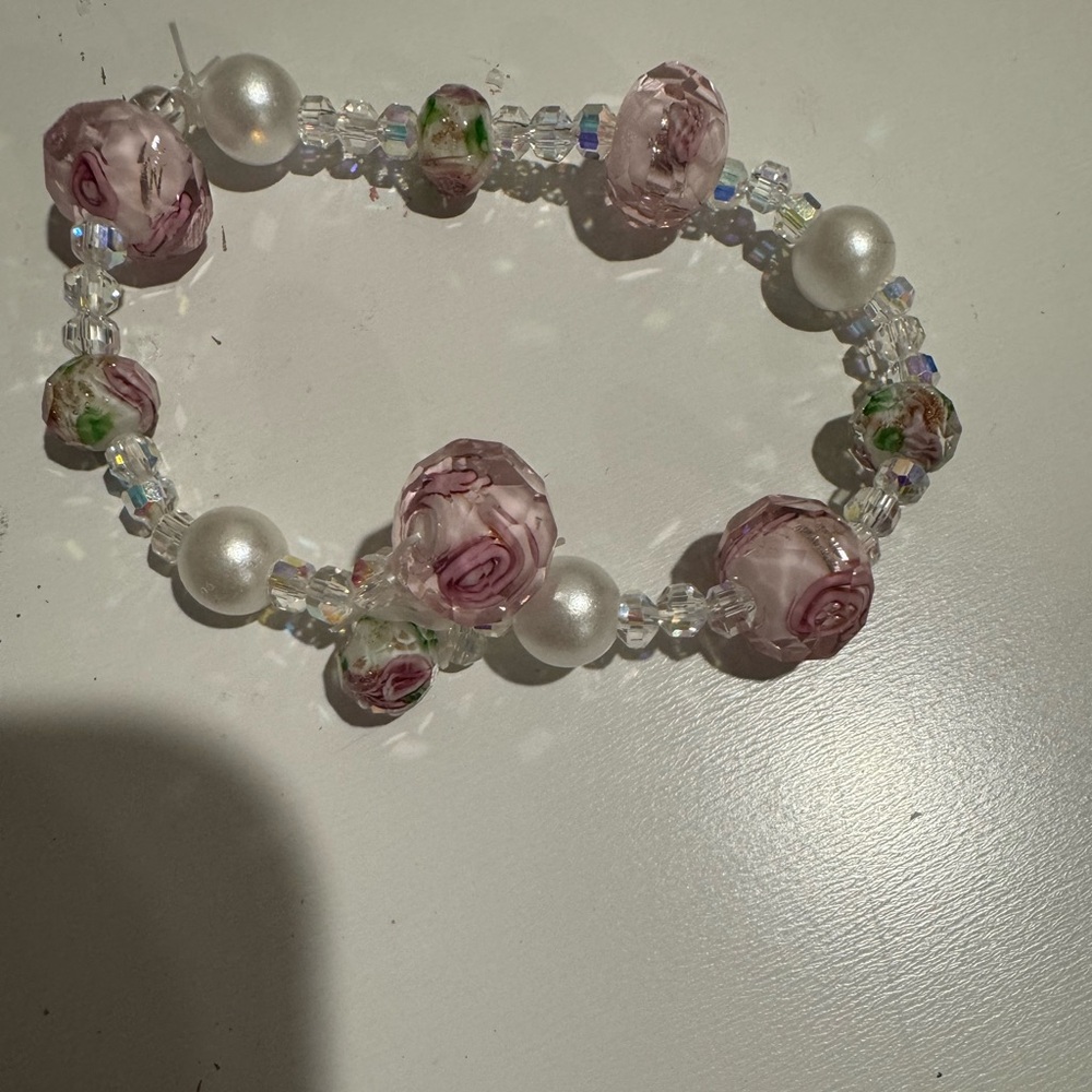 Handmade pink roses Beaded Bracelet